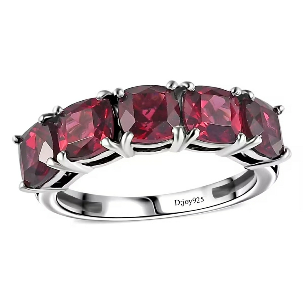 NWOT Tanzanian Wine Garnet 5 Stone Ring Size 7